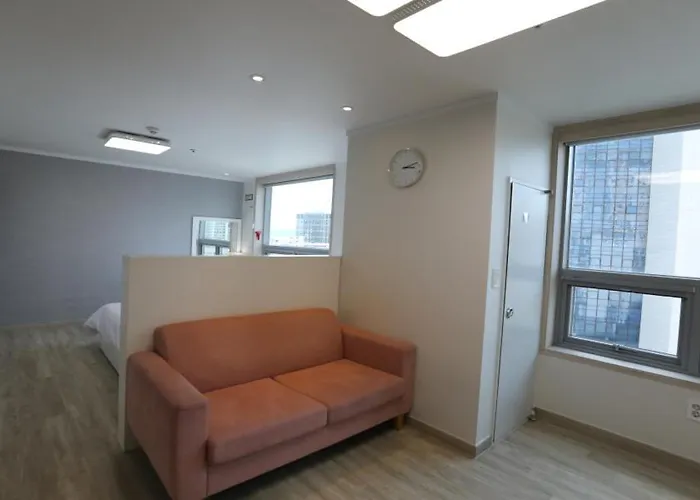 Hotel Pol-a Haeundae 2*